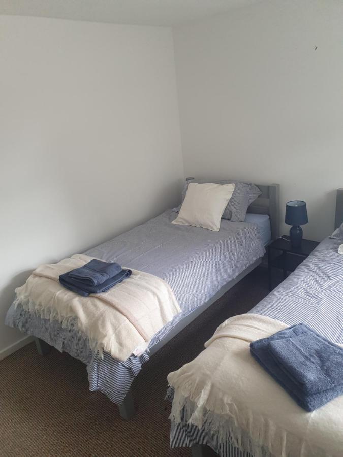 Ferienhaus Quiet House 8 Mins From Nec/airport Marston Green