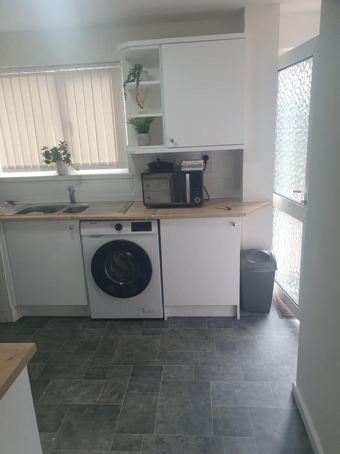 Quiet House 8 Mins From Nec/airport * Marston Green